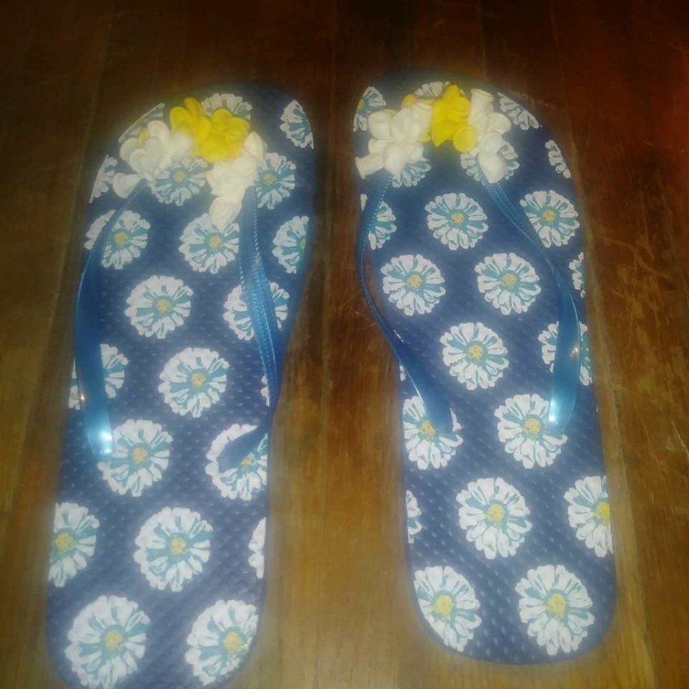 Homemade flippy flops. - Picture 2 of 16